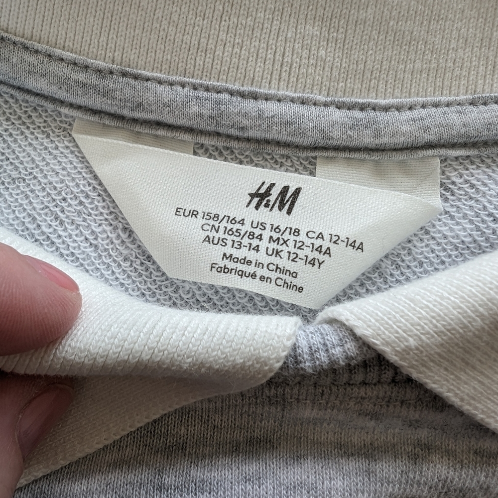 H&M girls collared sweatshirt - Picture 2 of 11